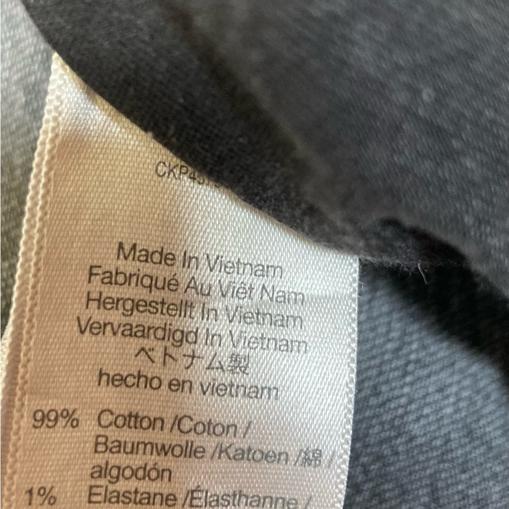 Madewell The Perfect Vintage Jean in a black/gray wash, size 23 - Picture 5 of 9